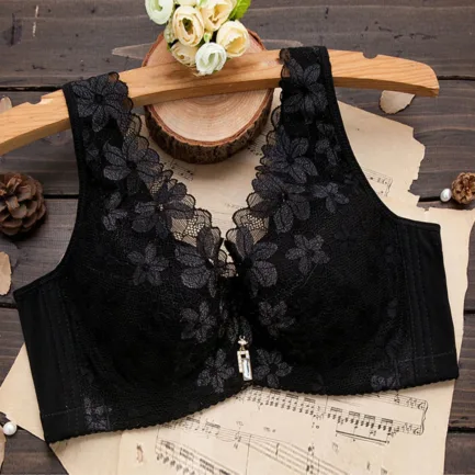 Women Lace Splicing Underwear New Gathered Without Steel Ring Non Slip Large Size Thin Bras Fashion Comfortable Vest Underwire